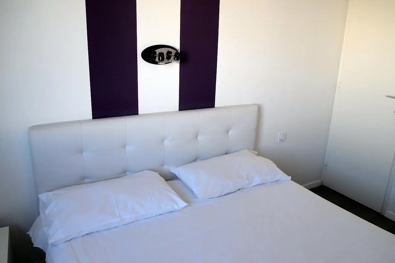 ** Hotel Hôtel le Rohu Séné France
