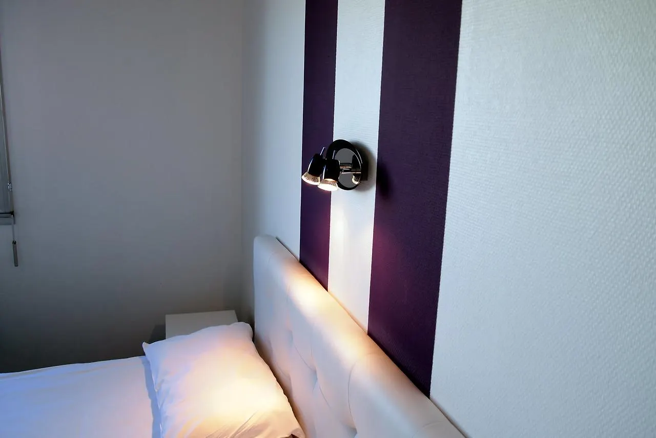 ** Hotel Hôtel le Rohu Séné France