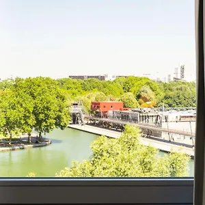 *** Hotel Ibis La Cité Des Sciences 19ème France